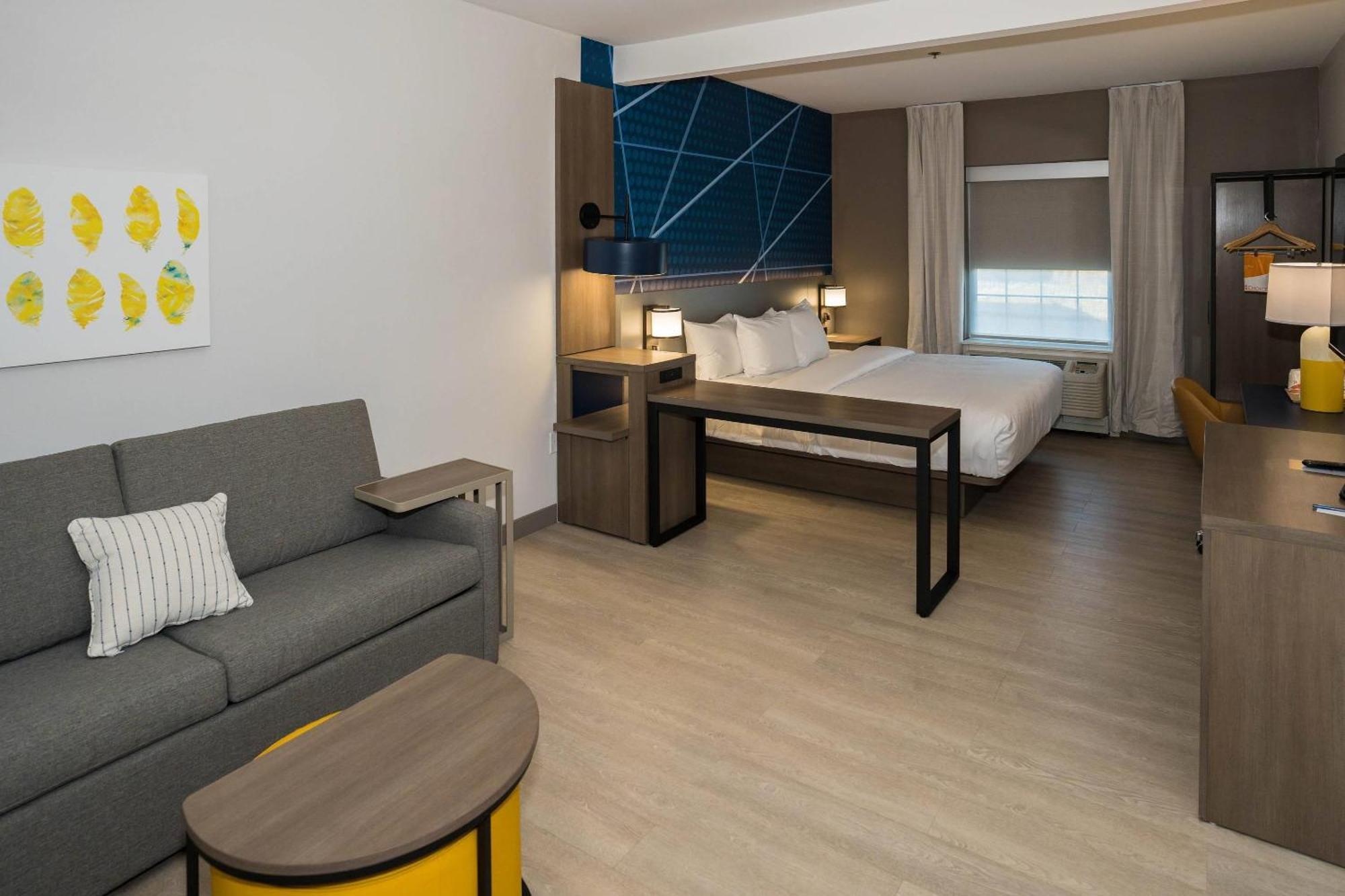 Comfort Inn & Suites River City Decatur Εξωτερικό φωτογραφία