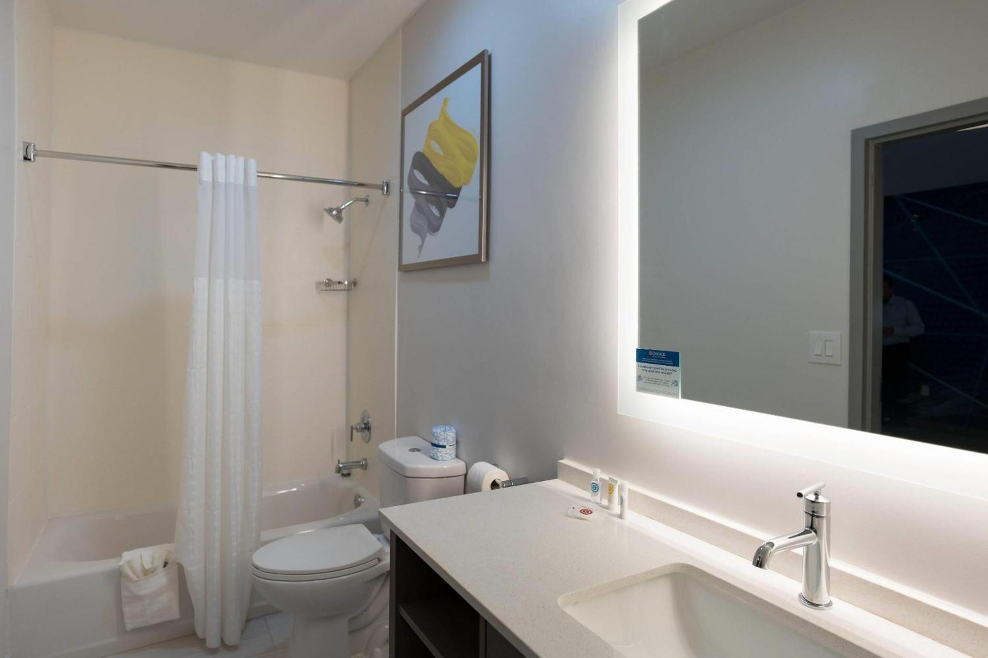 Comfort Inn & Suites River City Decatur Εξωτερικό φωτογραφία