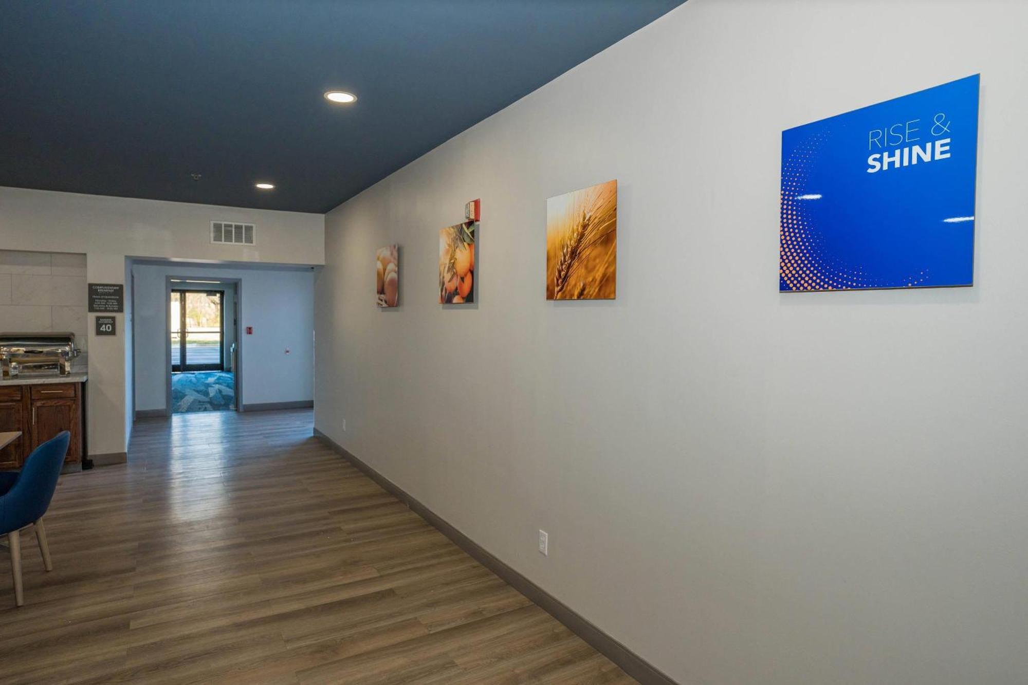 Comfort Inn & Suites River City Decatur Εξωτερικό φωτογραφία